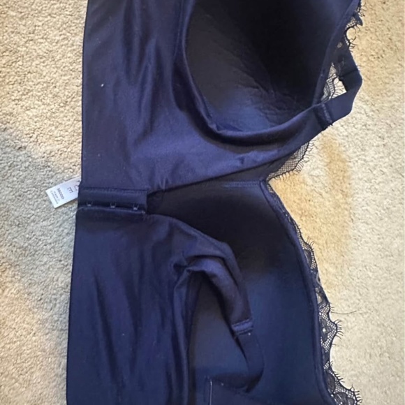 Lane Bryant wireless bra 38DDD - Picture 2 of 2